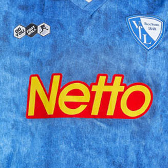 Trikots 2010/2011